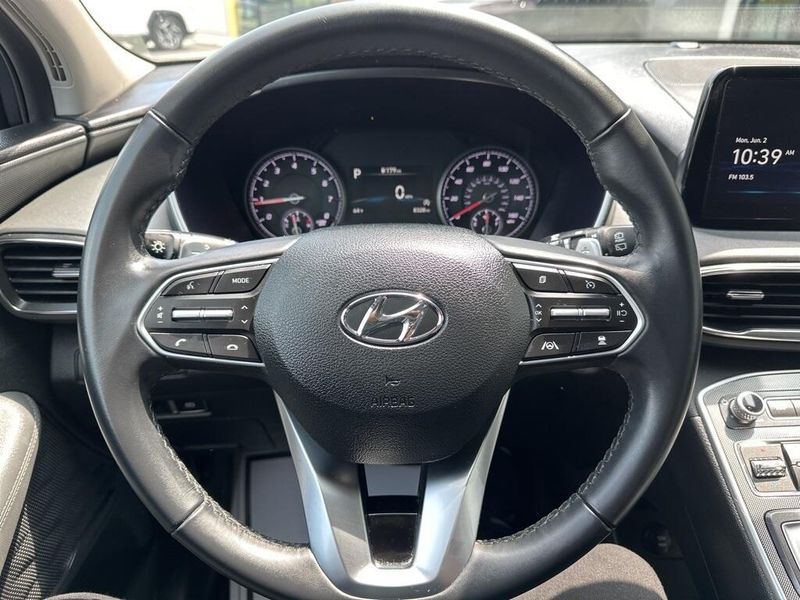 Used 2023 Hyundai Santa Fe SELImage 30