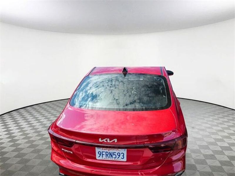 Used 2023 Kia Forte LXSImage 7