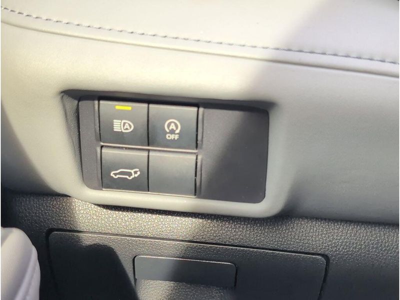 Used 2023 Toyota Highlander XLEImage 27