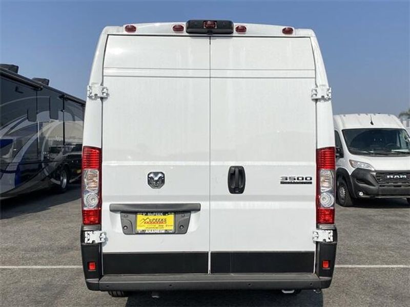2024 Ram ProMaster 3500 Cargo Van photo 2