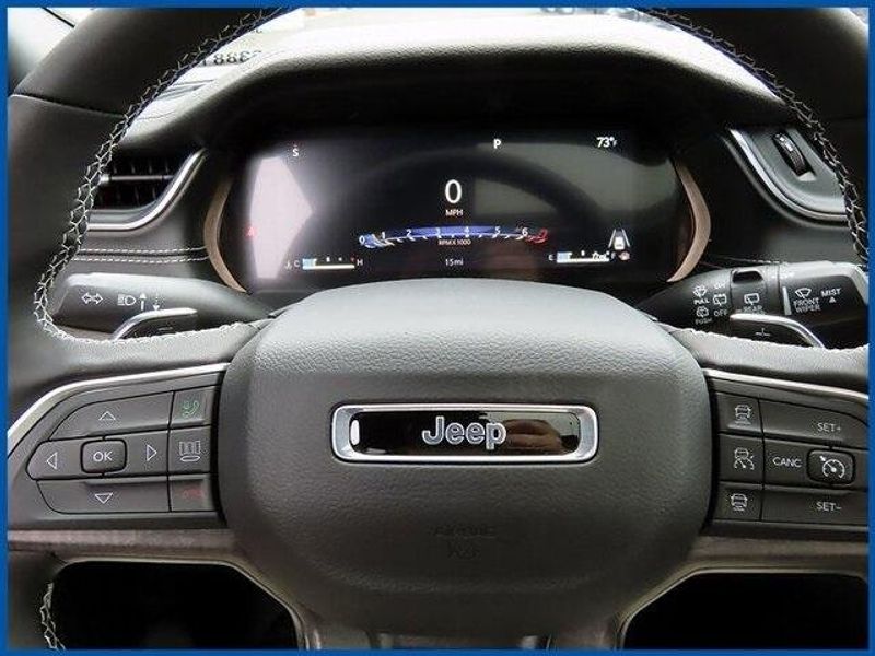 2025 Jeep Grand Cherokee LimitedImage 16