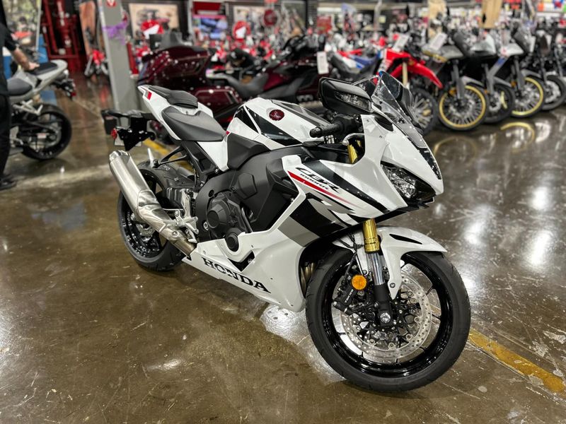 New 2026 Honda CBR1000RR ABS Image 3