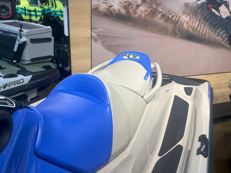 New 2025 Sea-Doo WAKE PRO 230 (SOUND SYSTEM) Image 17