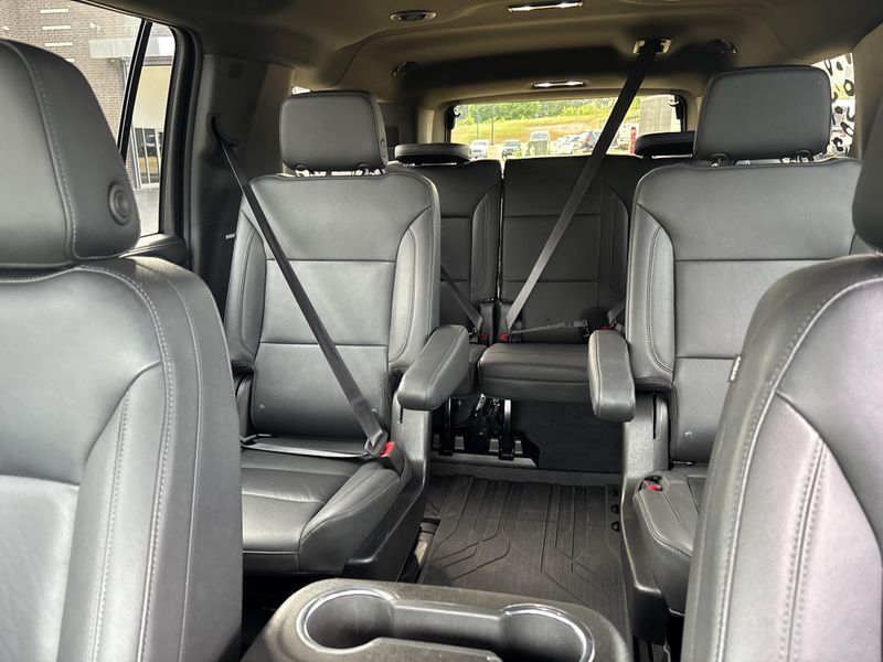 Used 2022 Chevrolet Suburban Z71Image 36