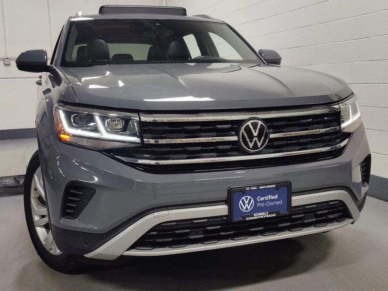 2020 Volkswagen Atlas Cross Sport V6 SEL AWD w/Sunroof & NavImage 3