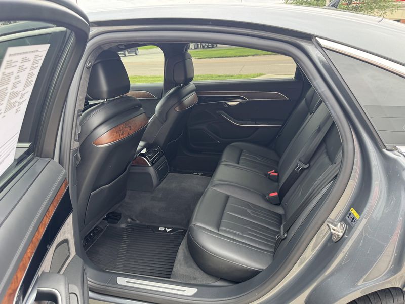 Used 2019 Audi A8 L Image 10