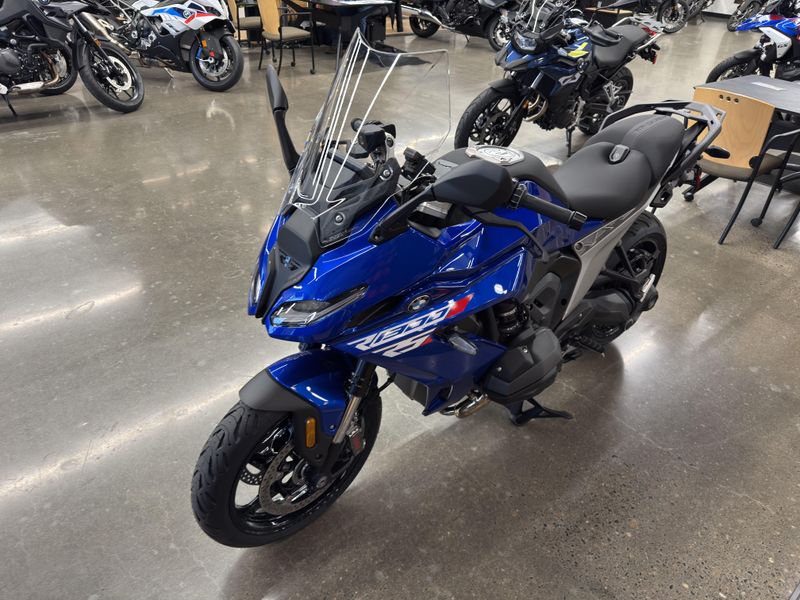 2026 BMW R 1300 RS - RACING BLUE METALLIC 