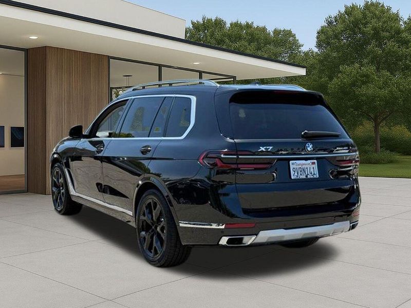Used 2026 BMW X7 xDrive40iImage 12