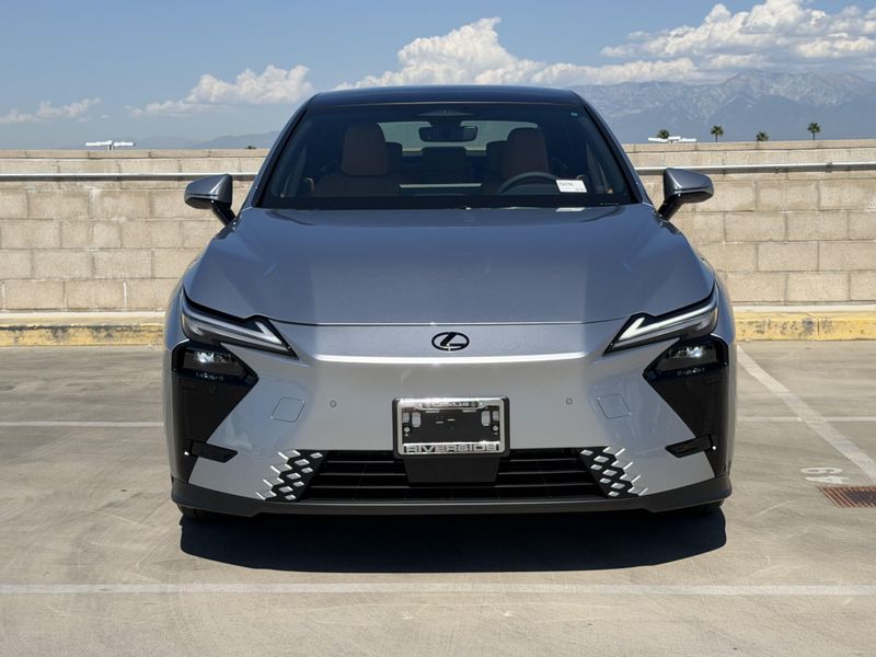 New 2026 Lexus ES 350e PremiumImage 3