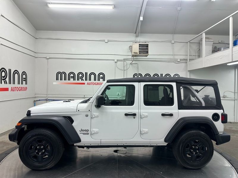 2018 Jeep Wrangler Unlimited SportImage 11
