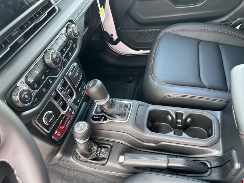 New 2025 Jeep Gladiator Rubicon X 4x4Image 25