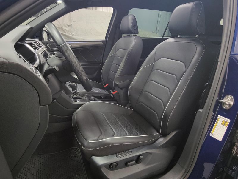Used 2024 Volkswagen Tiguan AWD SEL R-Line w/Sunroof/NavImage 19