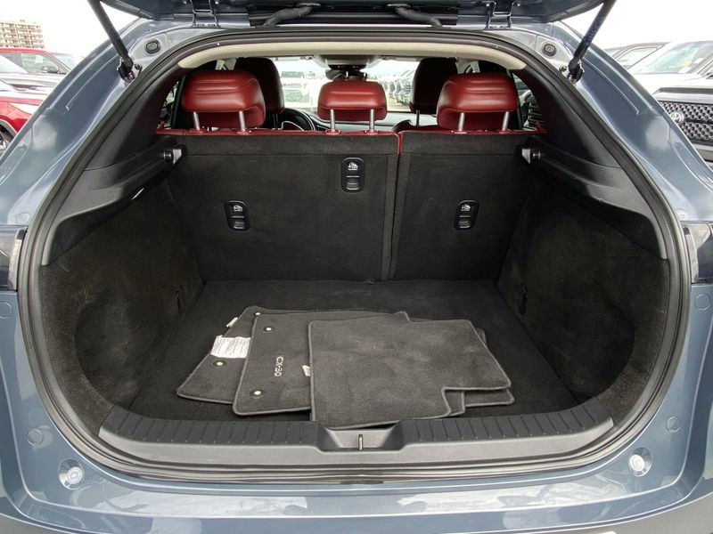 Used 2024 Mazda CX-30 2.5 S Carbon EditionImage 13