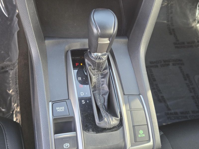 2021 Honda Civic Sport photo 12