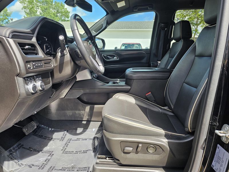 2021 GMC Yukon SLTImage 11
