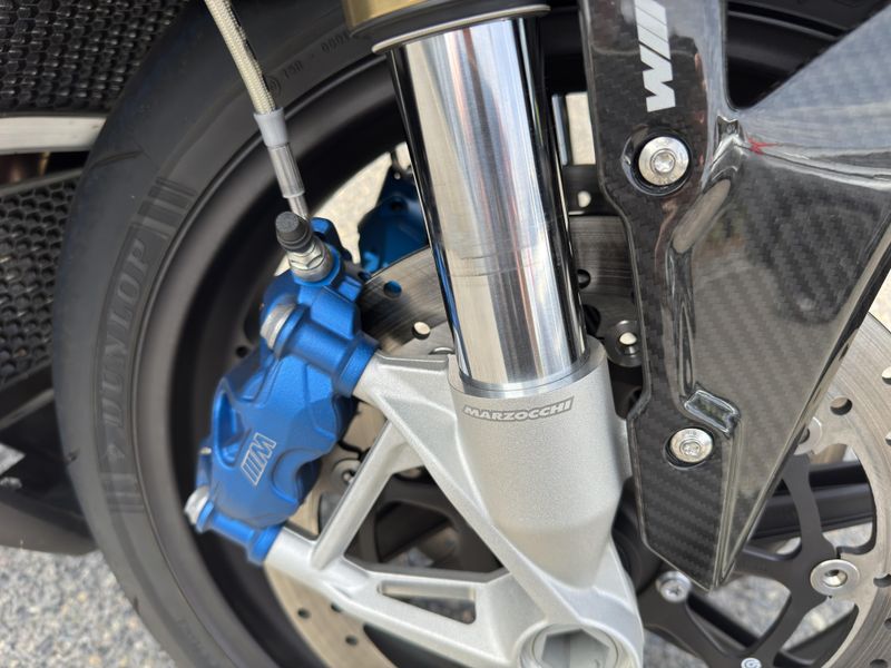 2024 BMW S 1000 RR 