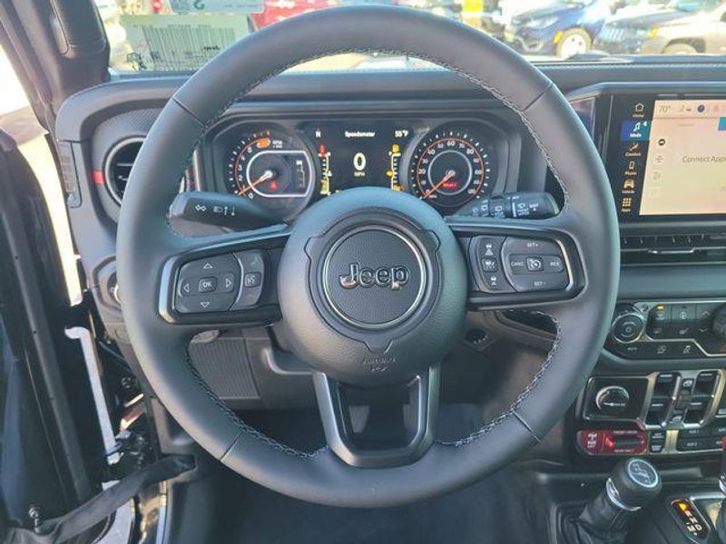 New 2026 Jeep Wrangler Unlimited Rubicon