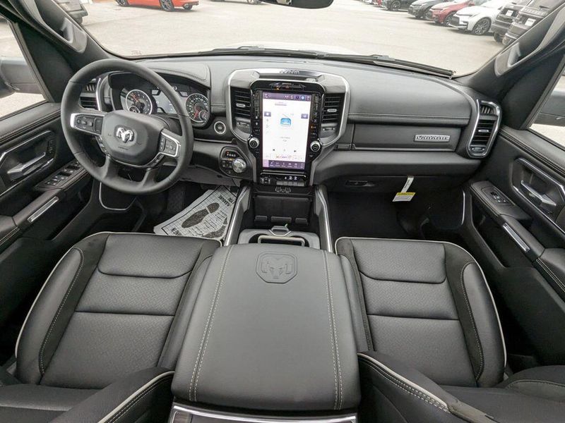 2025 RAM 1500 Laramie Crew Cab 4x4 5
