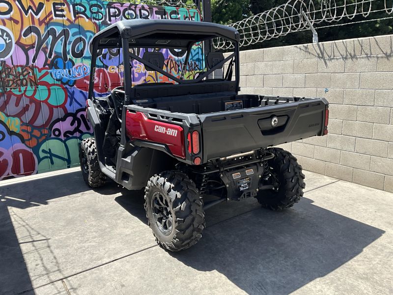 2024 Can-Am DEFENDER XT 64 HD10 Image 6