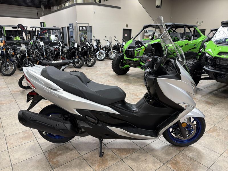 Used 2024 Suzuki Burgman 400 Image 18