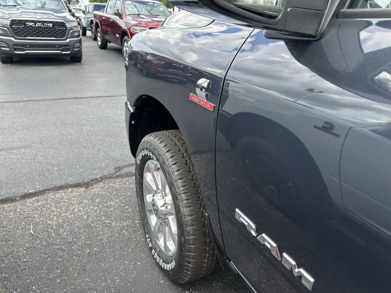 New 2025 RAM 2500 Laramie Crew Cab 4x4 6