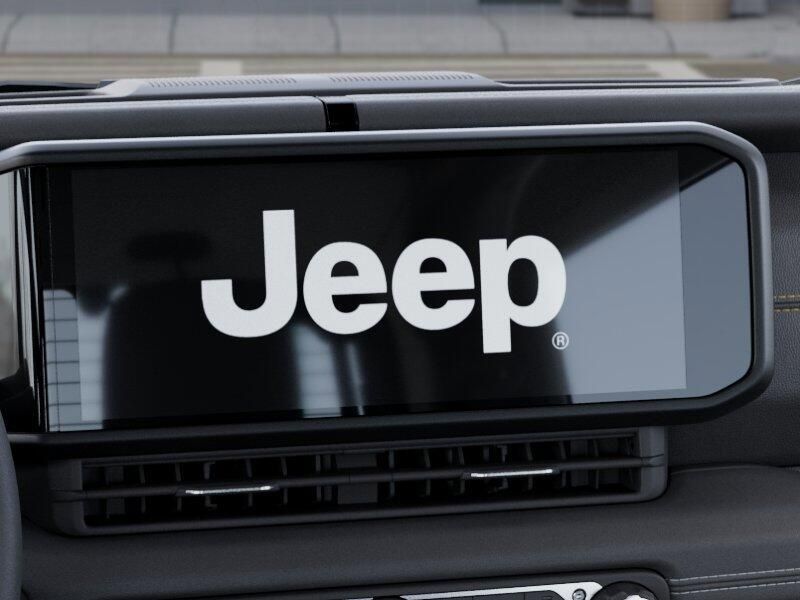 New 2026 Jeep Wrangler 4-door SaharaImage 19