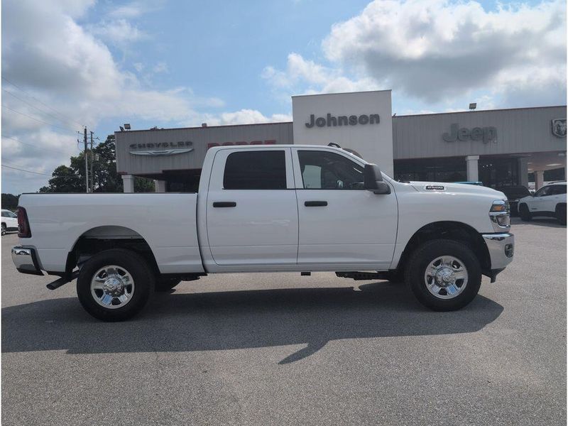 2025 RAM 2500 Tradesman Crew Cab 4x4 6