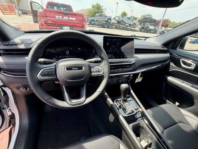 New 2026 Jeep Compass Limited Altitude 4x4Image 10