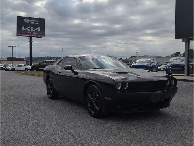 Used 2023 Dodge Challenger SXTImage 7