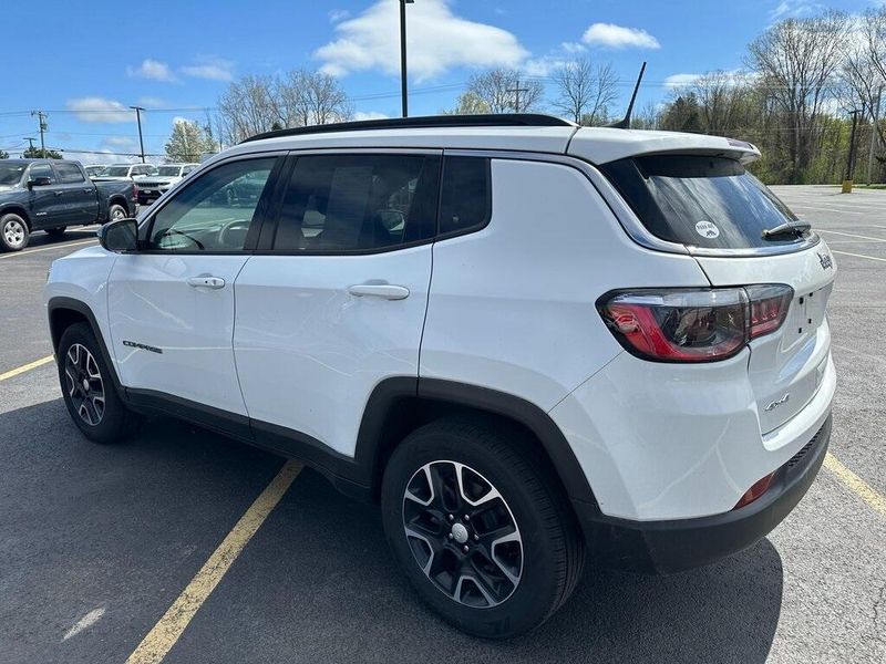 2022 Jeep Compass LatitudeImage 13