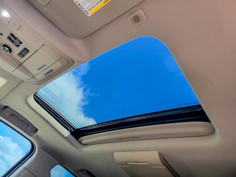 2018 Gmc Yukon SLT photo 11