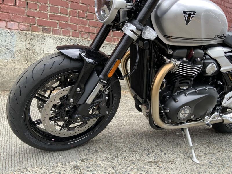 2025 Triumph SPEED TWIN 1200