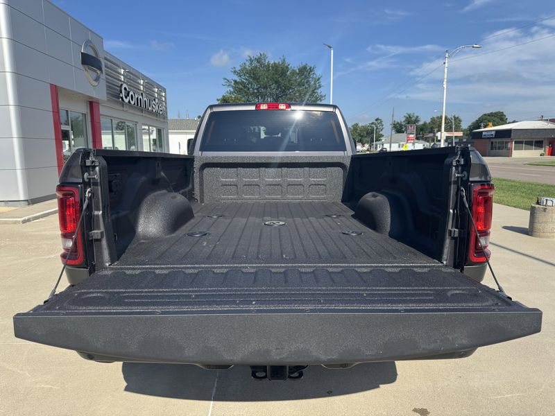 New 2025 RAM 3500 Big HornImage 8