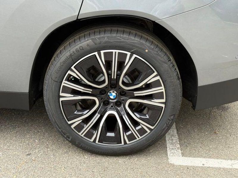 New 2026 BMW X3 30 xDriveImage 14