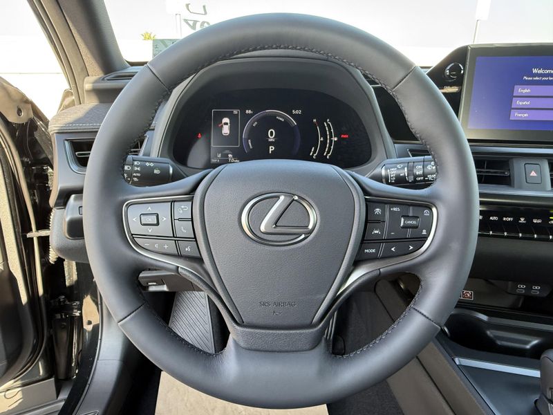 New 2026 Lexus UX 300hImage 21