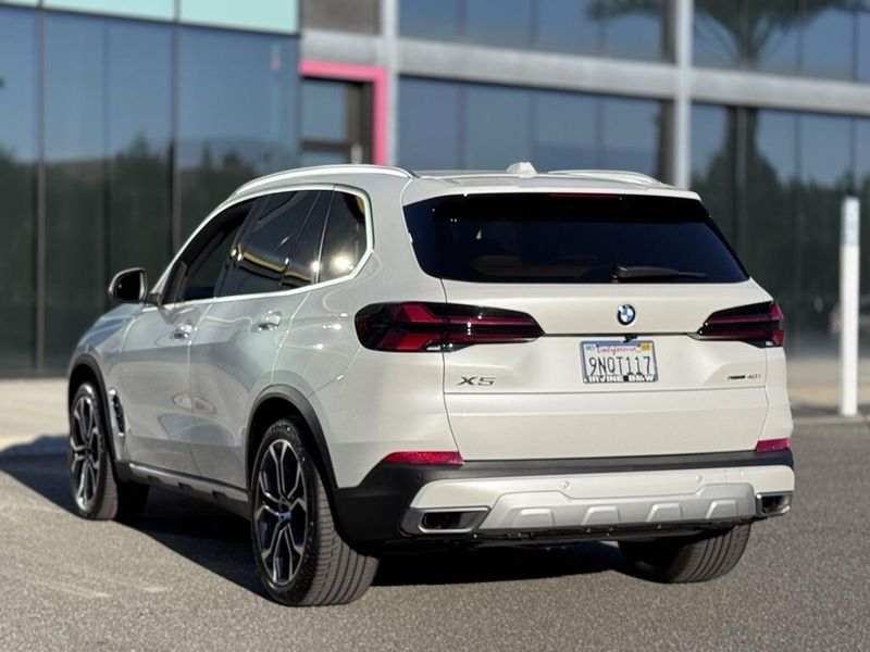 2025 BMW X5 sDrive40iImage 6