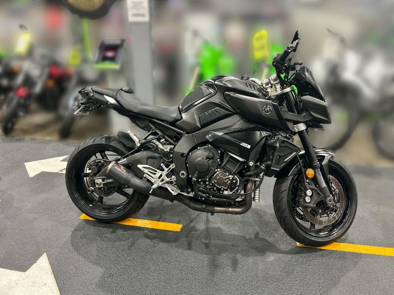 Used 2019 Yamaha MT-10 Image 12