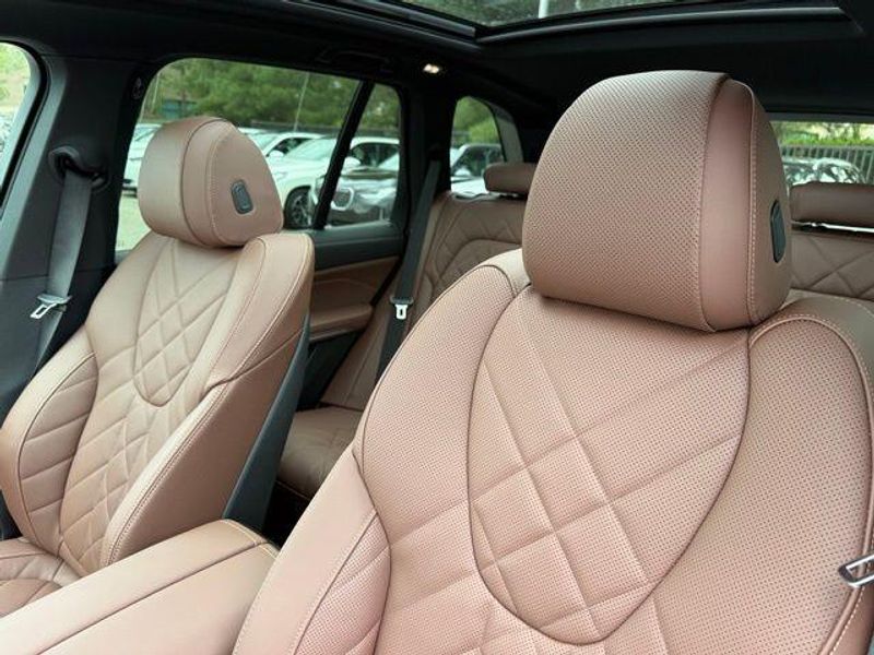 New 2026 BMW X5 xDrive50eImage 18
