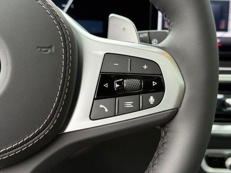 New 2026 BMW X7 xDrive40iImage 23