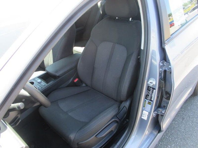 2023 Kia K5 LXSImage 13