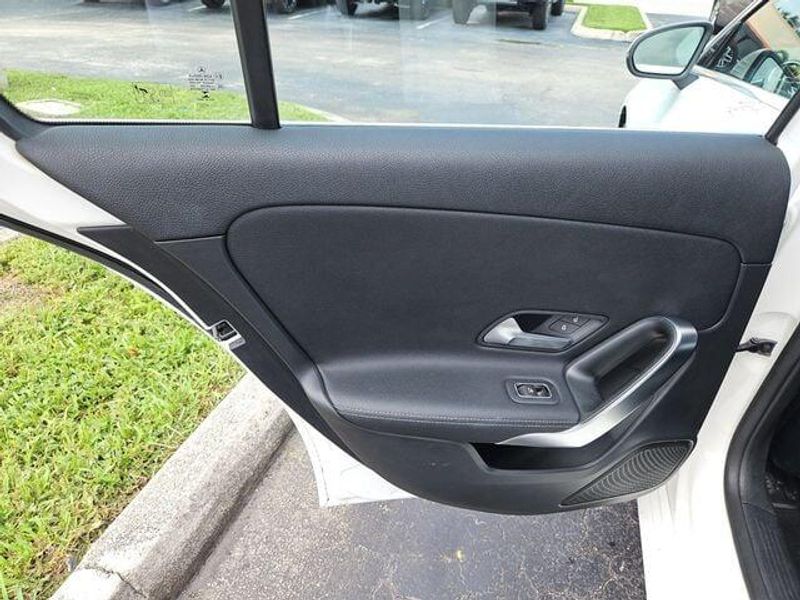 2021 Mercedes Benz A 220 4MATIC photo 18