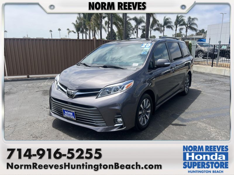 Used 2020 Toyota Sienna LimitedImage 1
