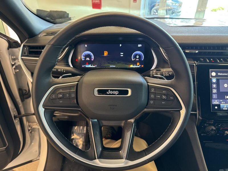 2022 Jeep Grand Cherokee L Altitude