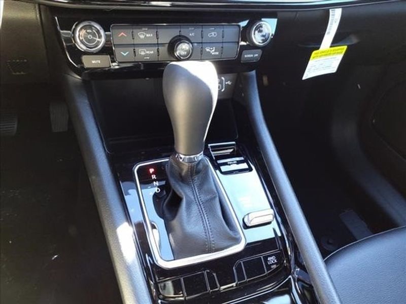 2024 Jeep Compass Latitude in a Prm exterior color and Blackinterior. Perris Valley Auto Center 951-657-6100 perrisvalleyautocenter.com 