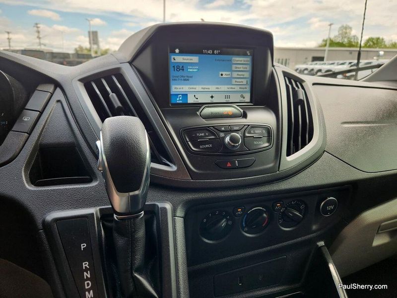 2018 Ford Transit-250 Image 30