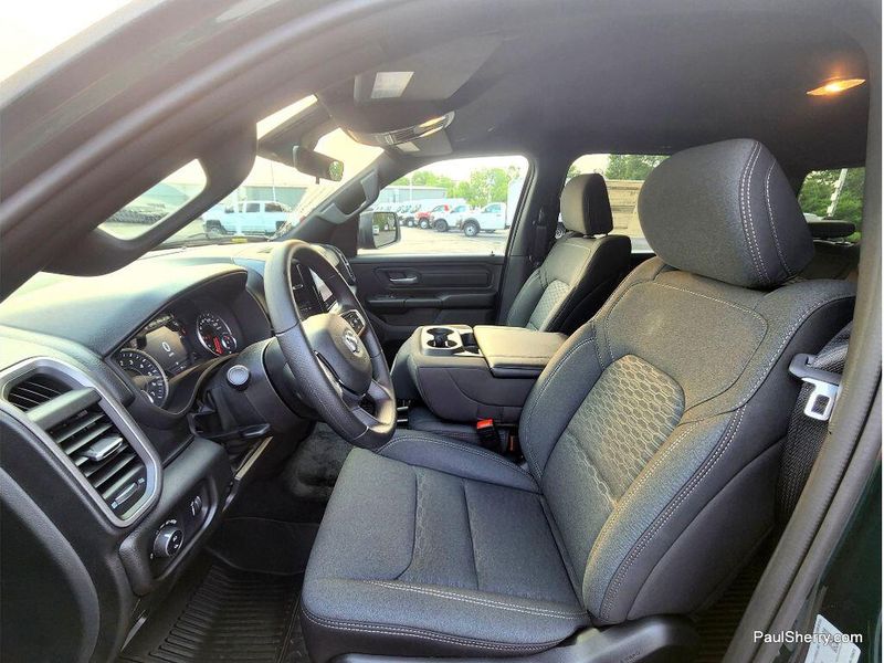 New 2026 RAM 1500 Warlock Crew Cab 4x4 5'7' Box