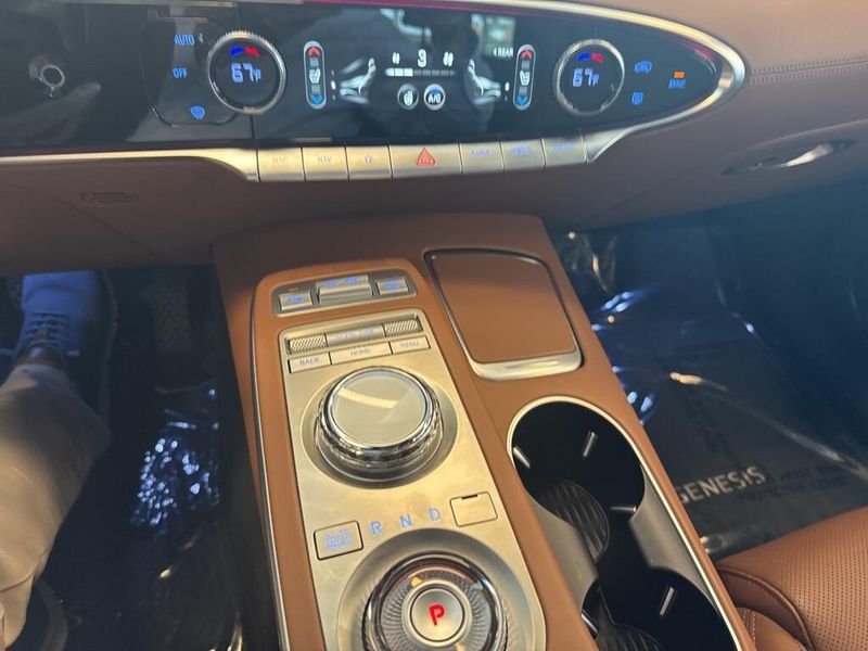 2023 Genesis GV70 2.5T