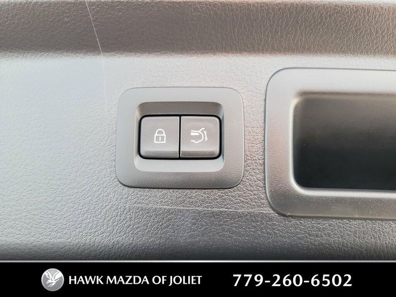 2025 Mazda CX-50 Premium Plus photo 17