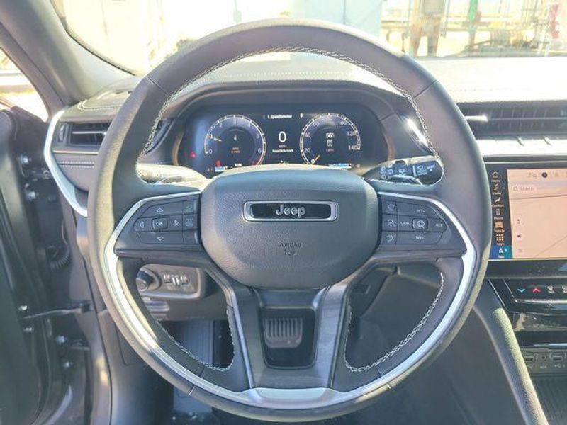 New 2026 Jeep Grand Cherokee Laredo Altitude 4x4