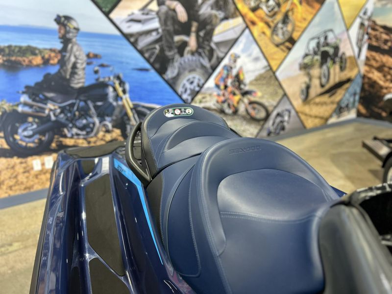 2025 Sea-Doo GTX 300 (SOUND SYSTEM) Image 9